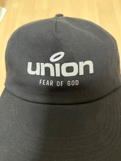 FEAR OF GOD ESSENTIALS × UNION Panel Hat "Black"