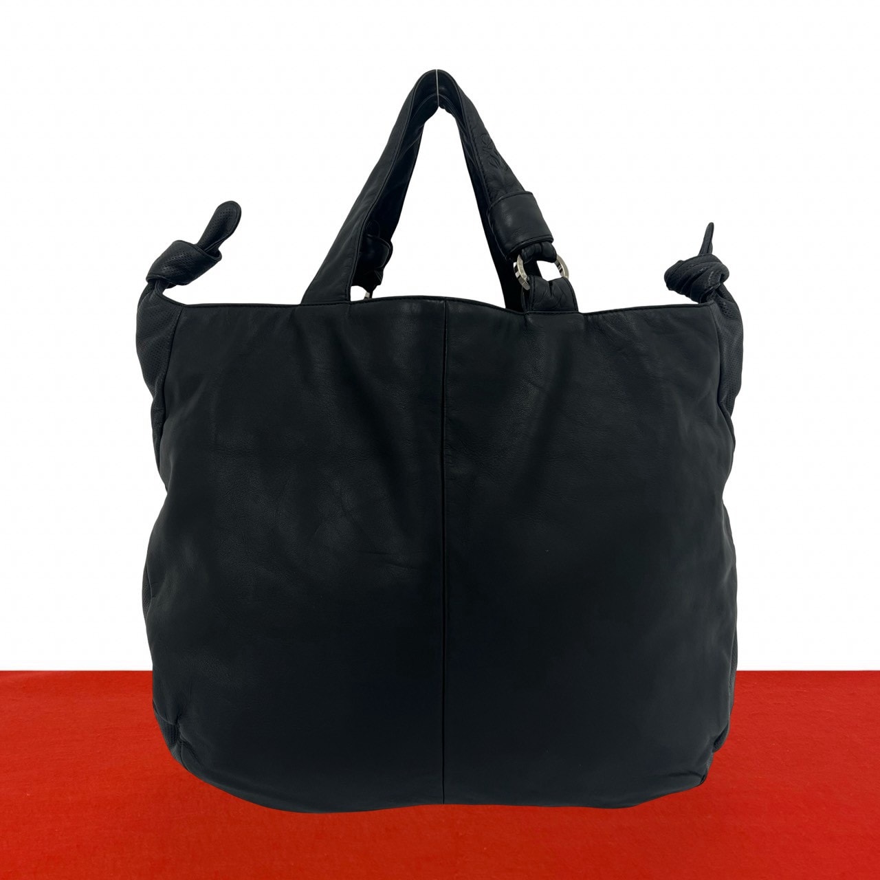 LOEWE ロエベ アナグラム ロゴ 刻印 レザー ハンドバッグ ブラック
26632