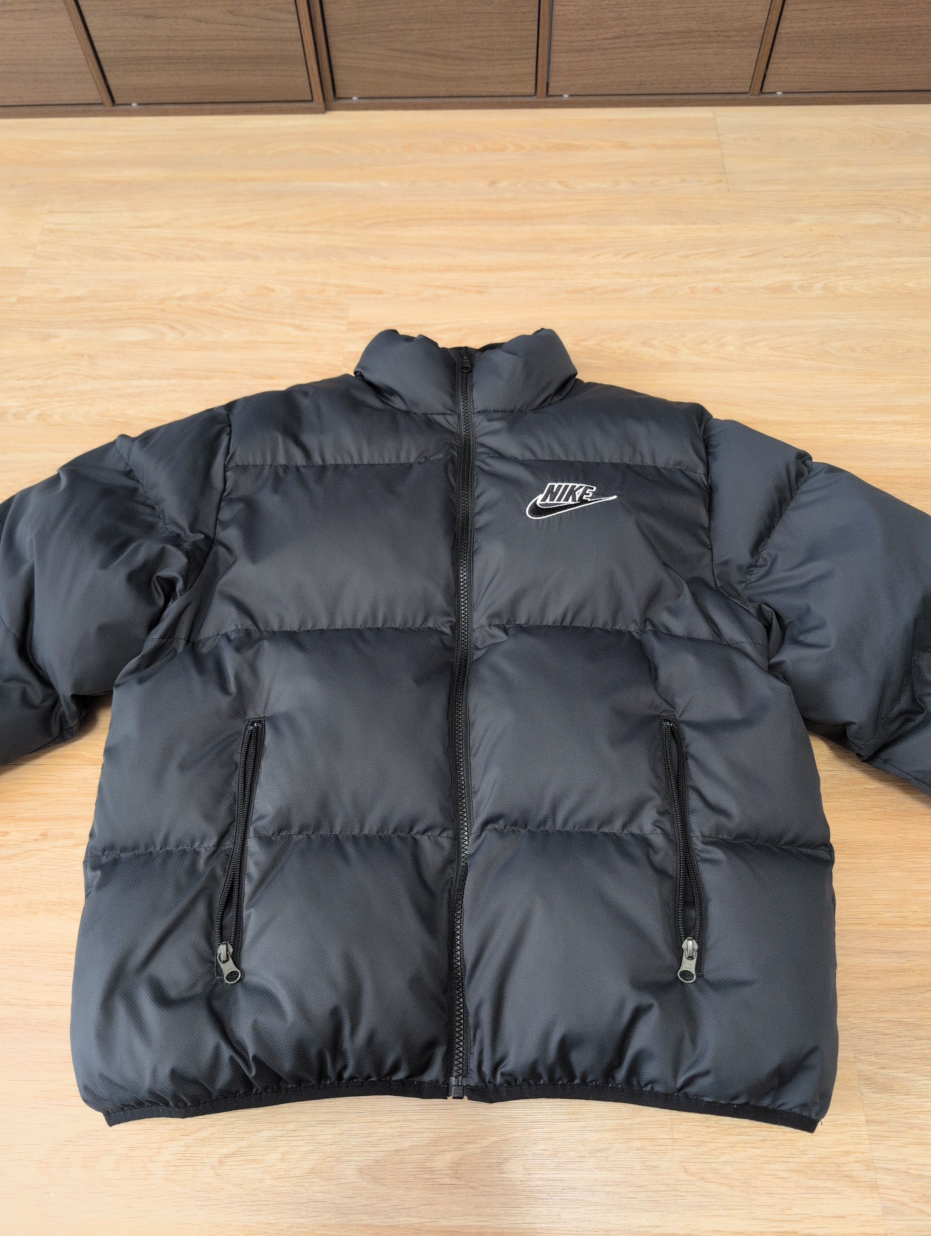 Supreme / Nike® Reversible Puffy Jacket "Black"