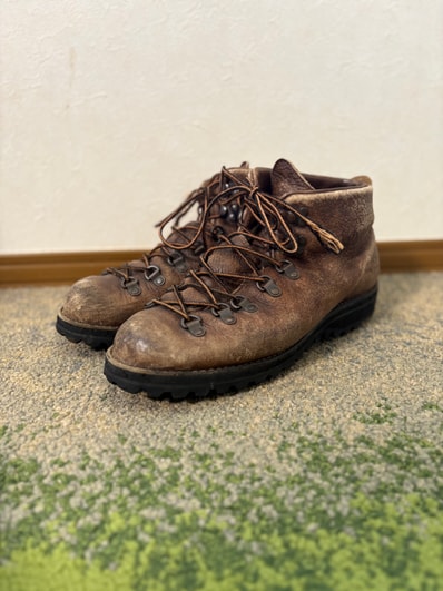 Danner マウンテンライト