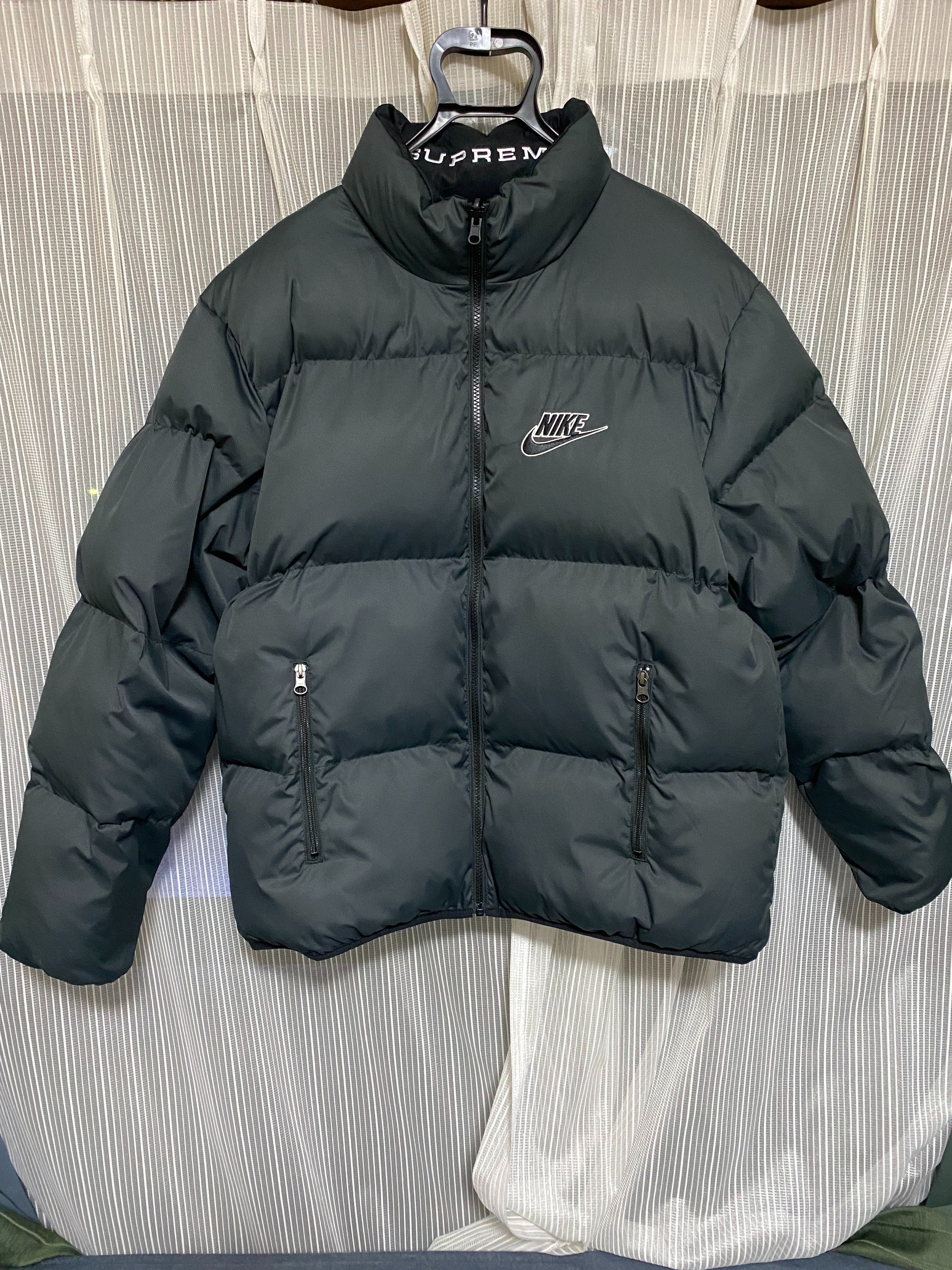 Supreme / Nike® Reversible Puffy Jacket "Black"