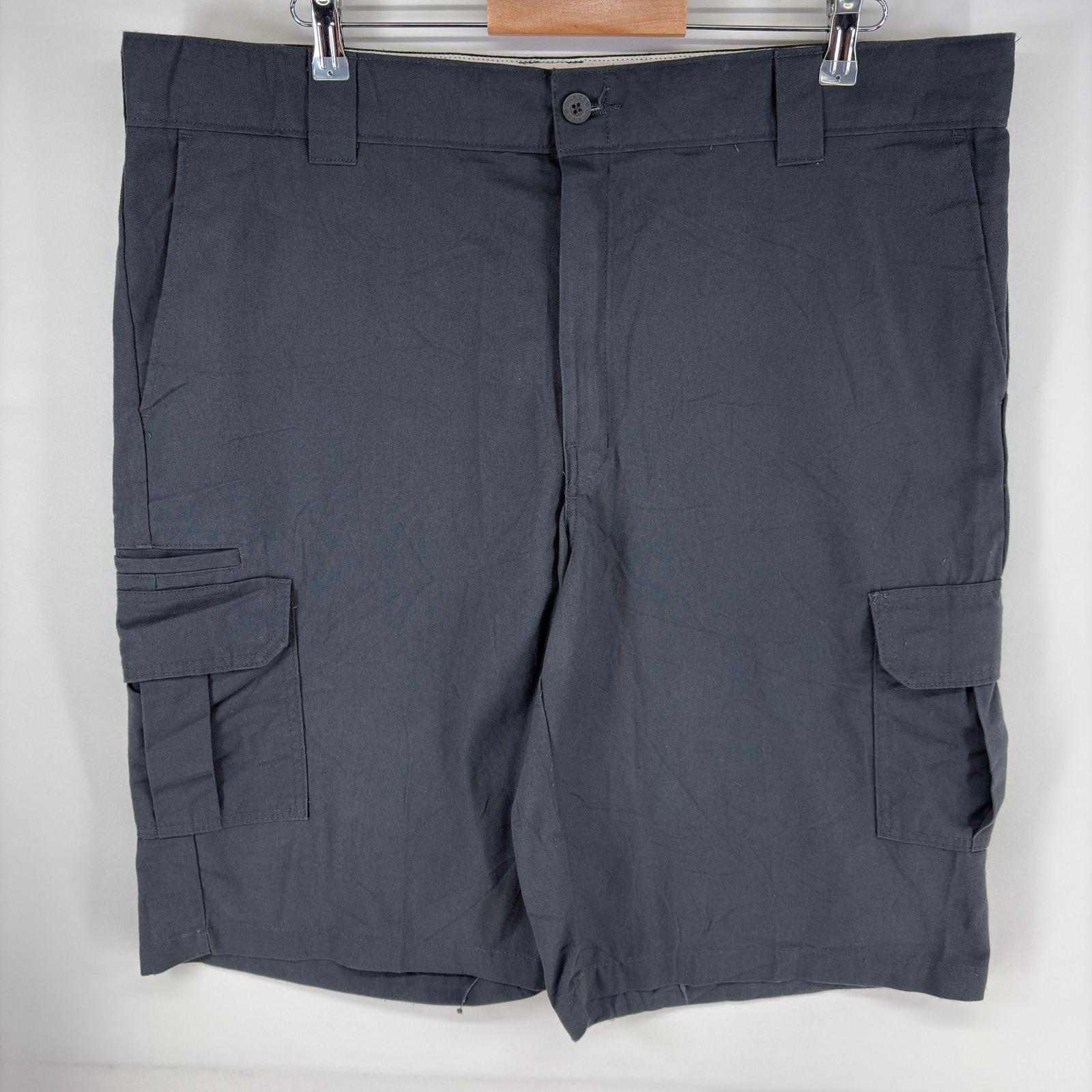 古着 ディッキーズ Dickies パンツ チノ カーゴ 大きいサイズ ワンポイントロゴ ショーツ ハーフパンツ w42  グレー系 メンズ
