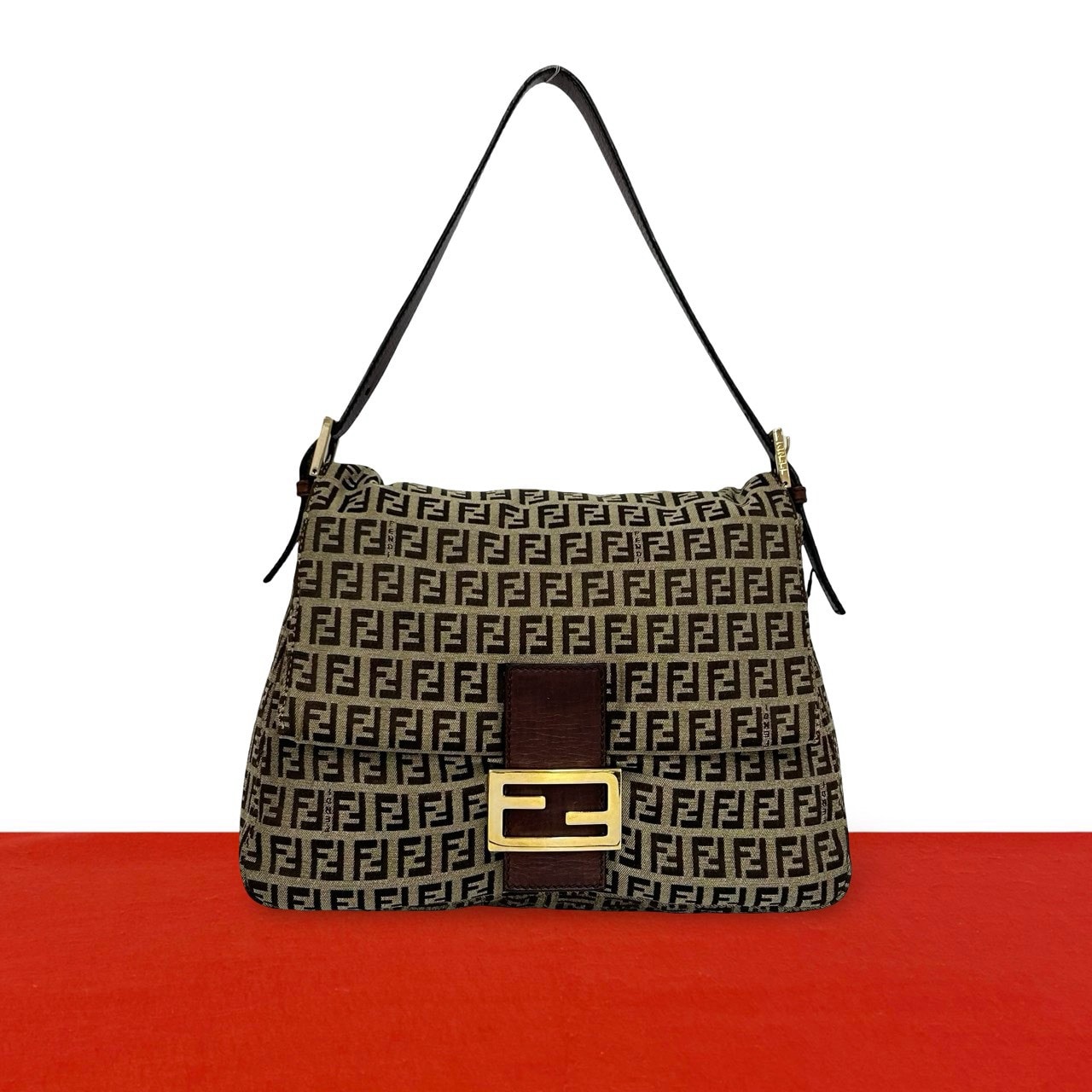 FENDI フェンディ マンマバケット ズッキーノ FF 柄 キャンバス レザー ショルダーバッグ ブラウン
 95771