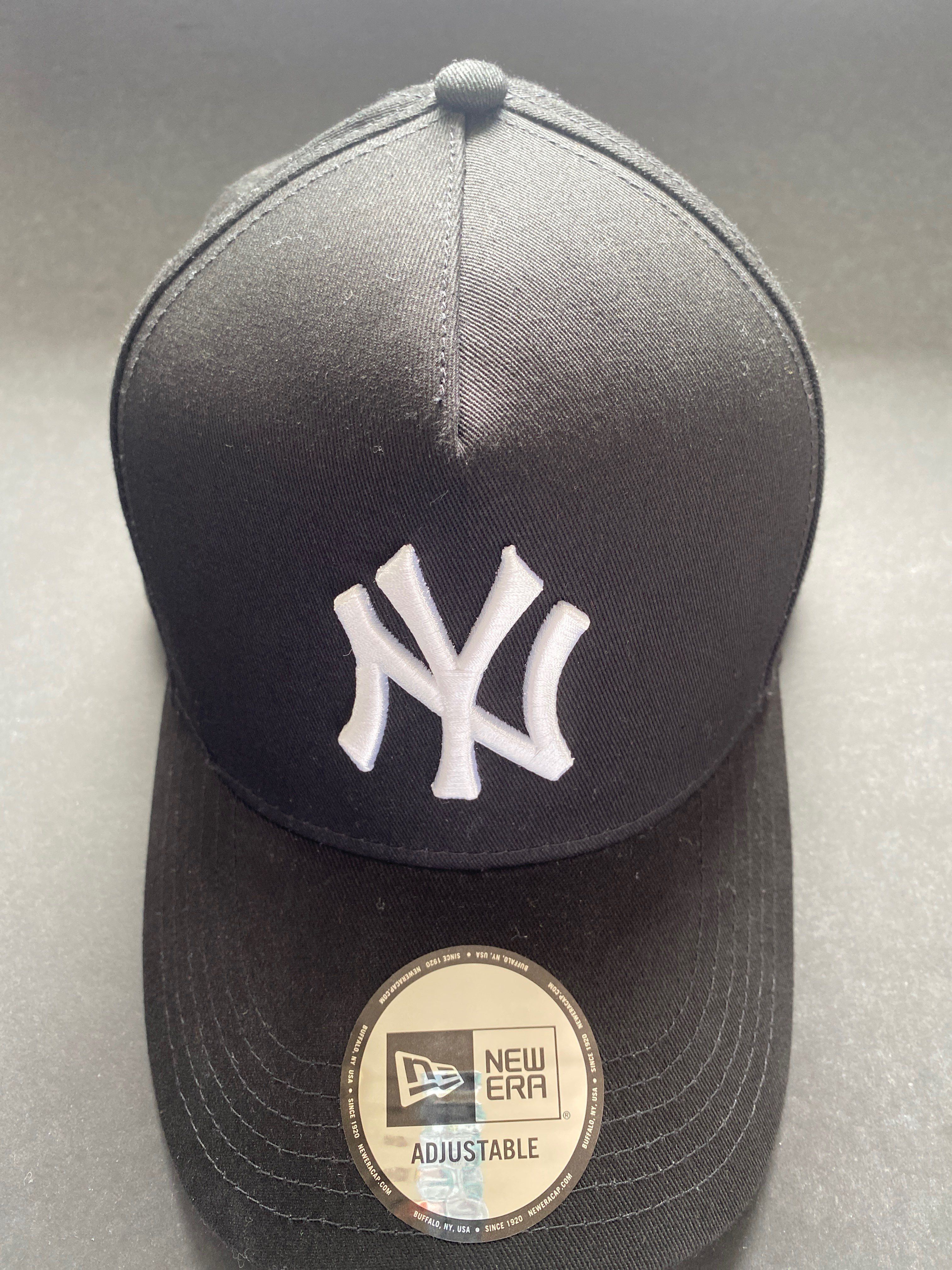 9FORTY D-Frame ニューヨーク・ヤンキース ブラック × ホワイト