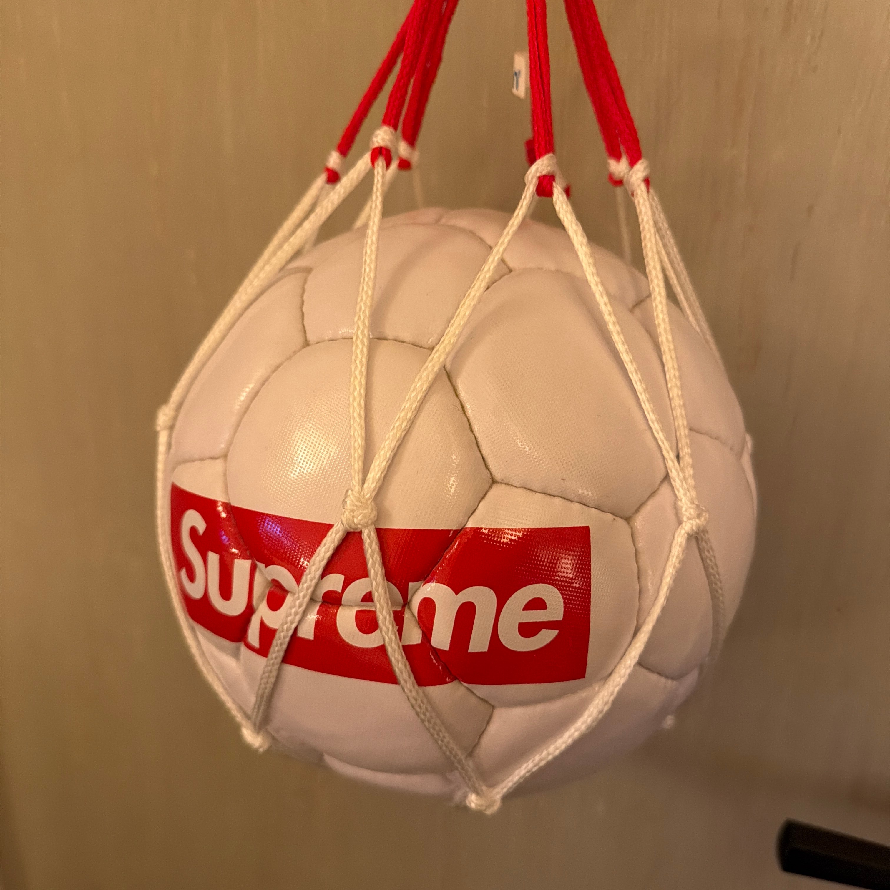 C (やや傷や汚れあり)】シュプリーム アンブロ サッカー ボール
