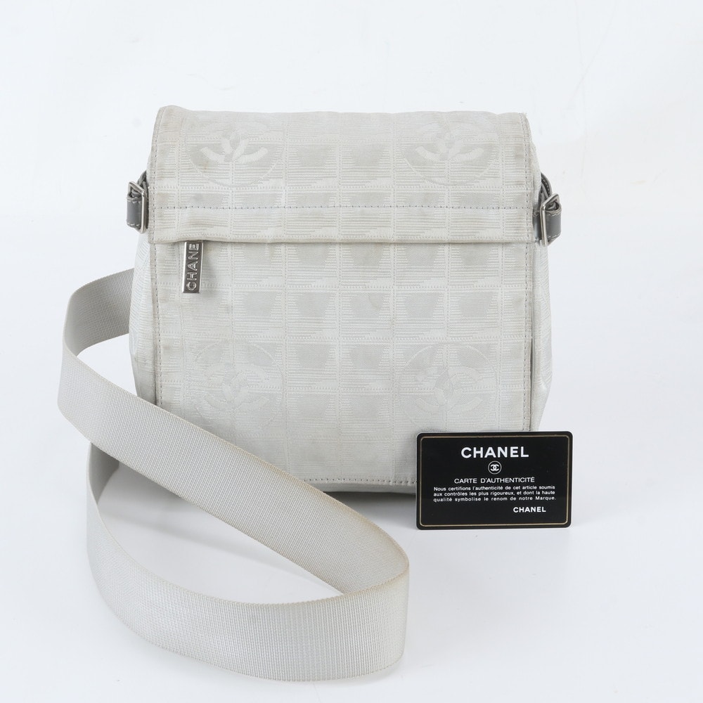 ■美品 シャネル ニュートラベルラインショルダーバッグ