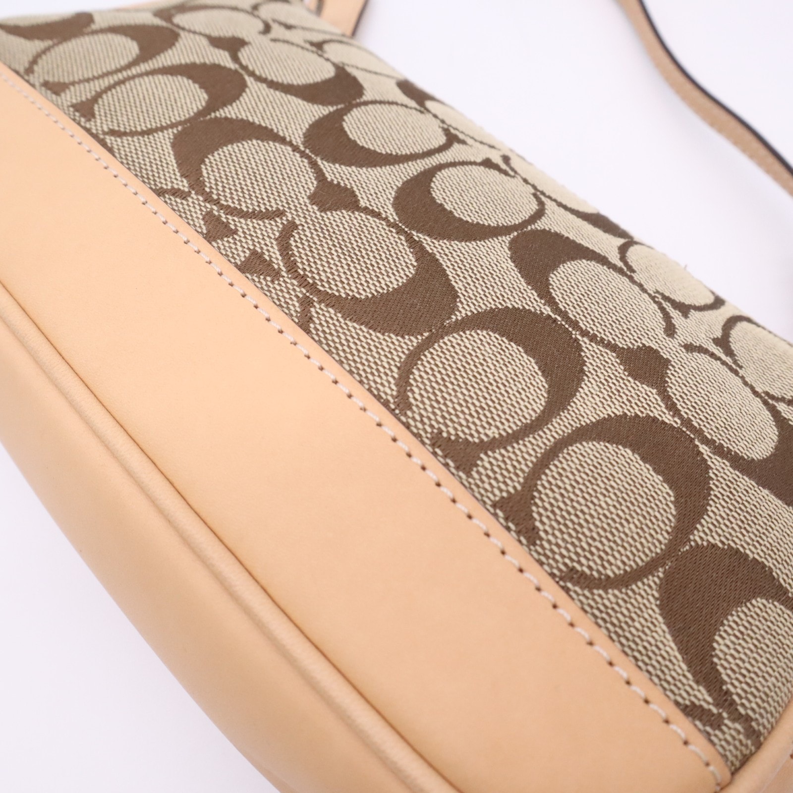 B (目立った傷や汚れなし)】美品 COACH コーチ キャンバス