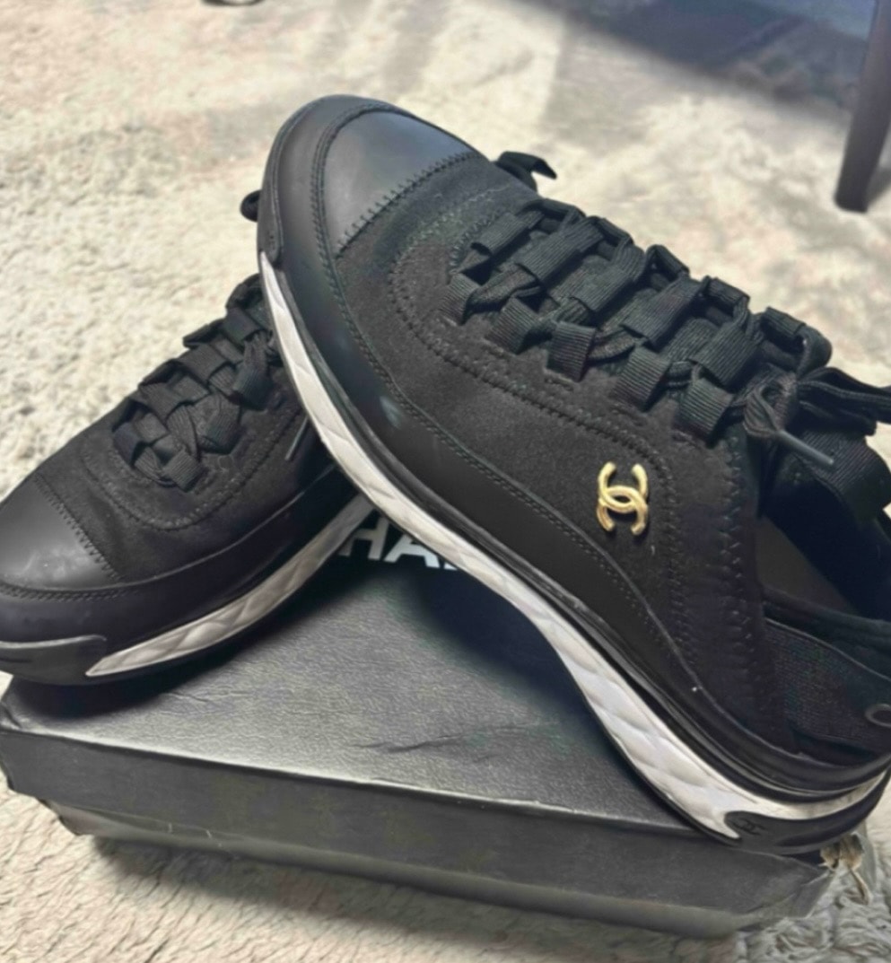 Chanel Low Top Trainer "Velvet Black"