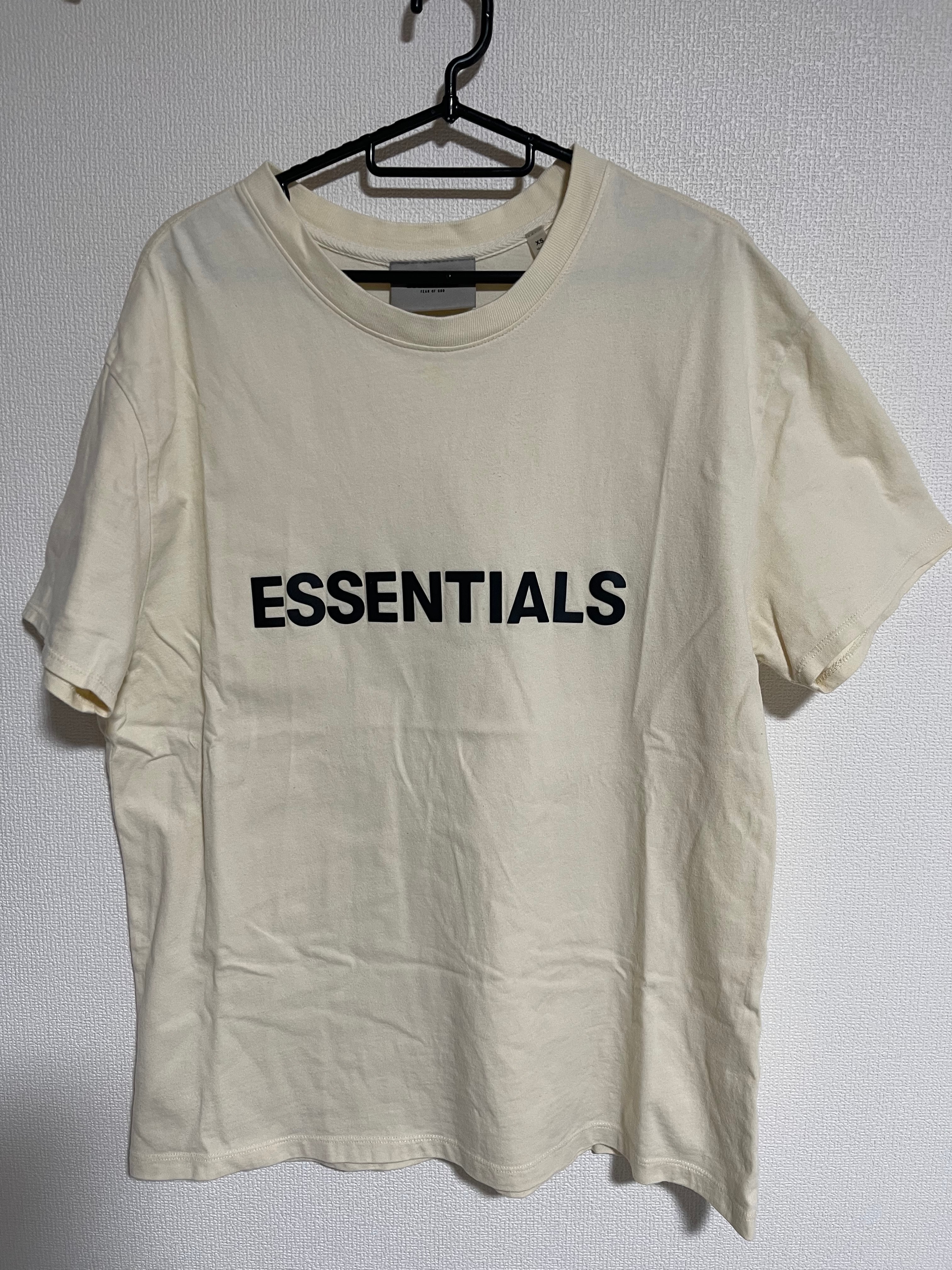 FEAR OF GOD ESSENTIALS 3D Silicon Applique Boxy T-Shirt "Buttercream"