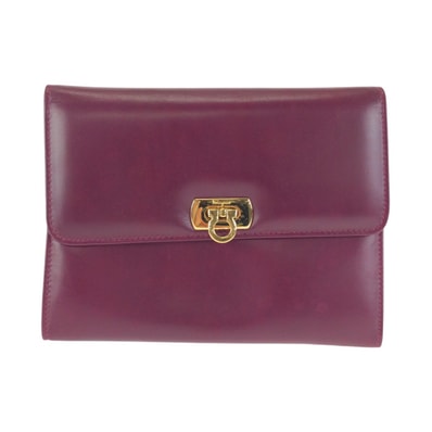 Salvatore Ferragamo サルヴァトーレフェラガモ ガンチーニ パープル ワインレッド ゴールド金具 レザー ポーチ クラッチバッグ 602261 【中古】
