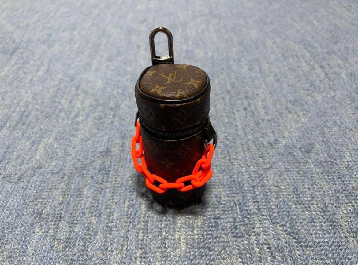 ルイヴィトン　ポーチモノグラムバレル