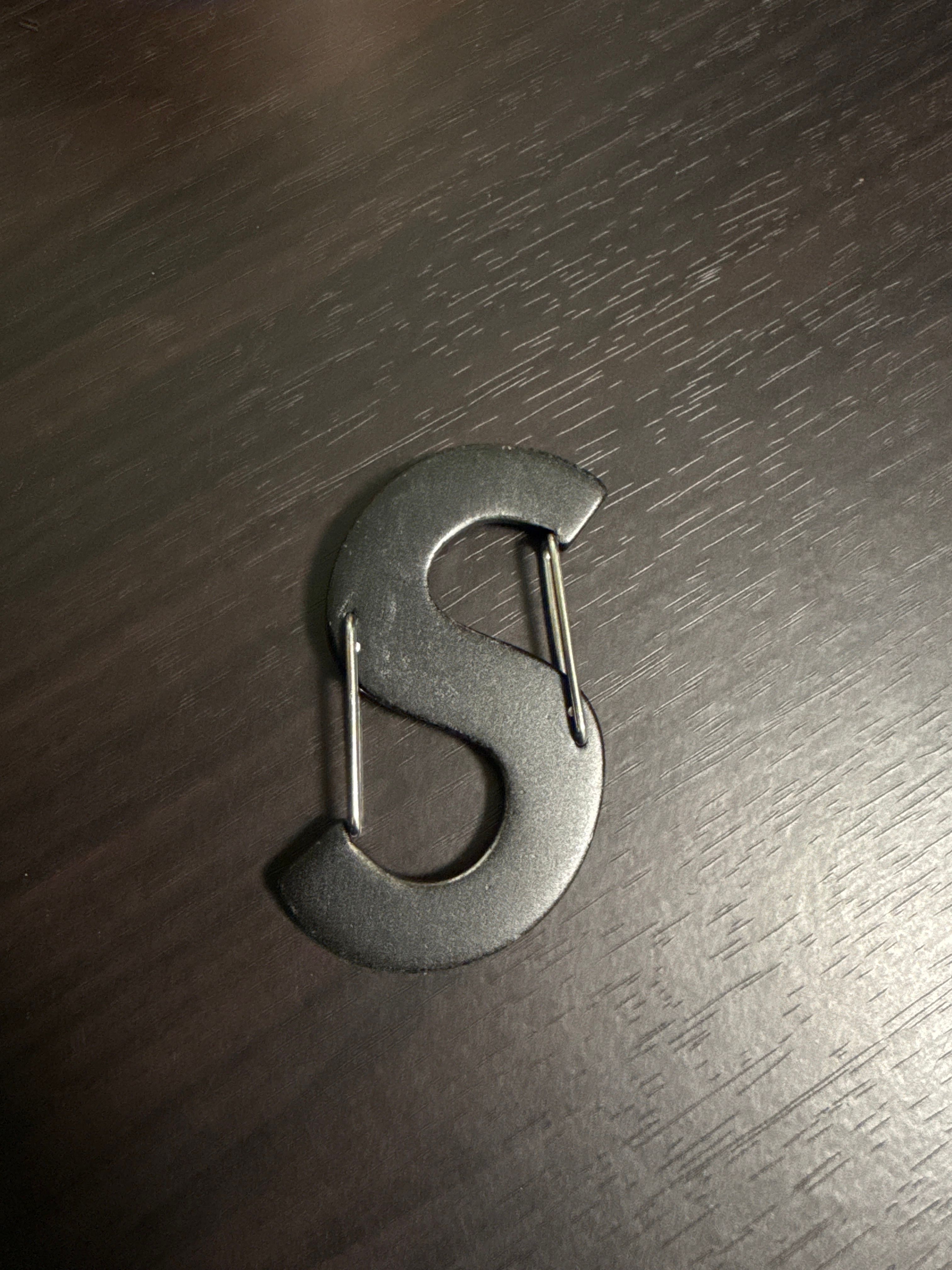 Supreme / Nite Ize S Logo Keychain 