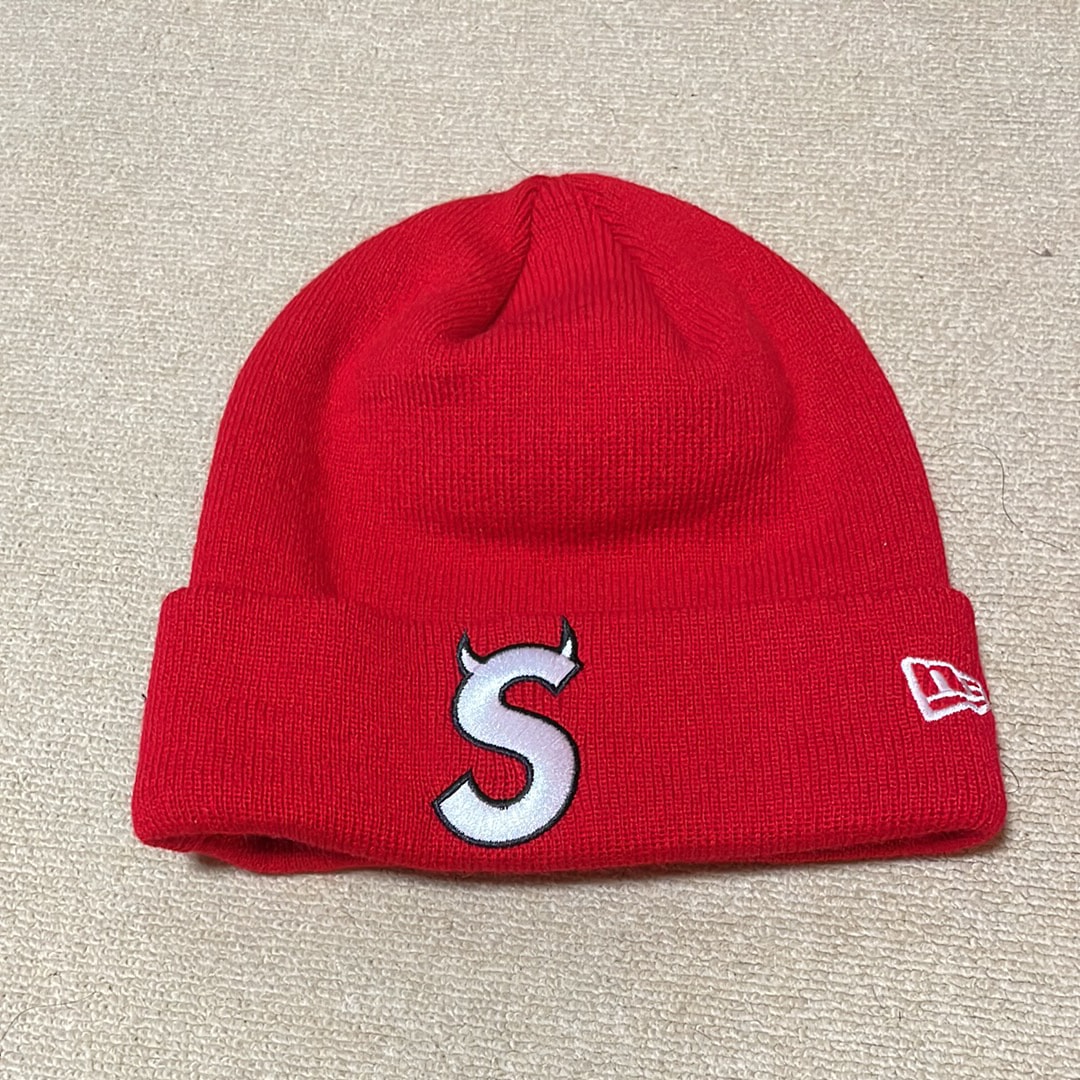 Supreme New Era S Logo Beanie "Red" (22FW)