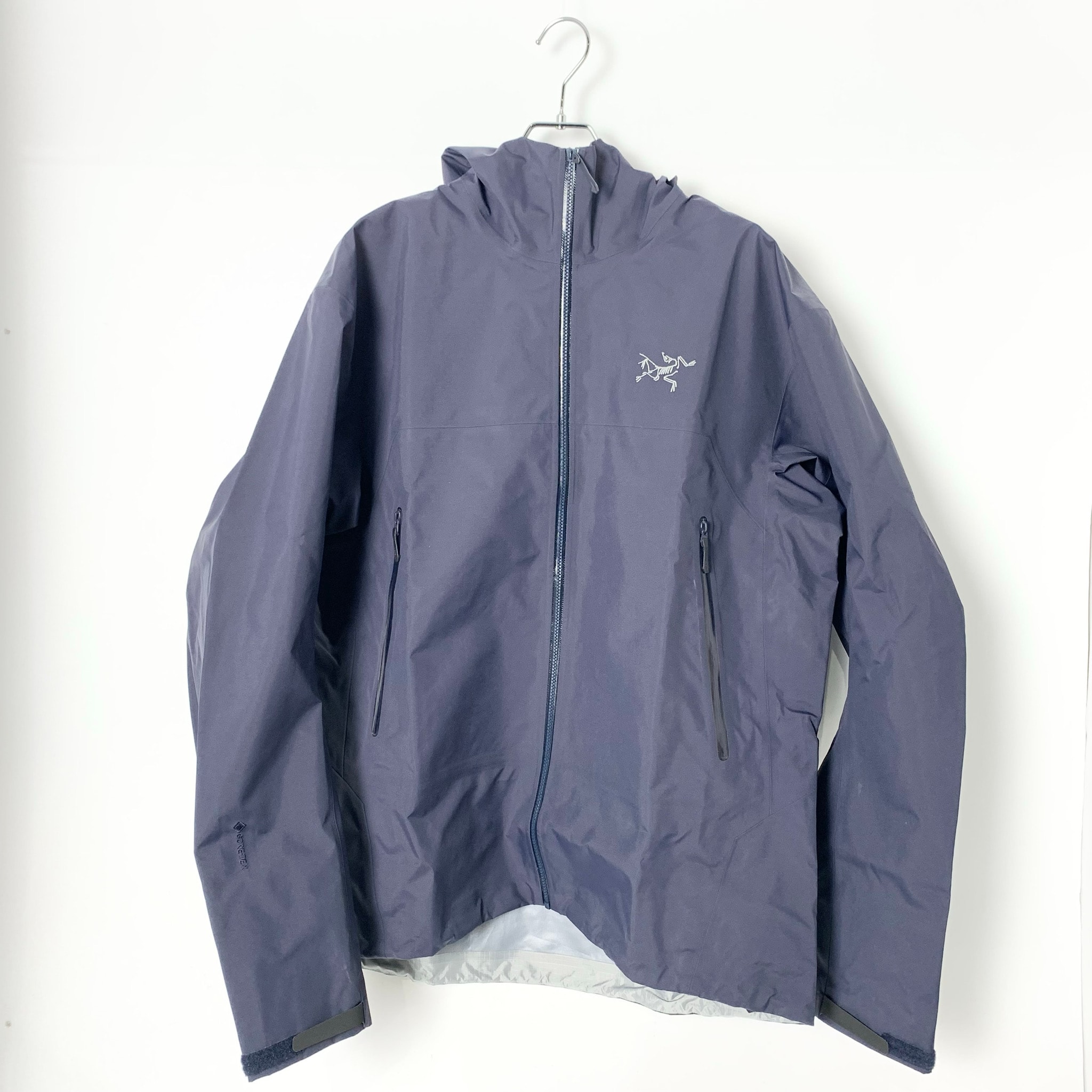 ARC’TERYX Beta Jacket "Black Sapphire" X000010004