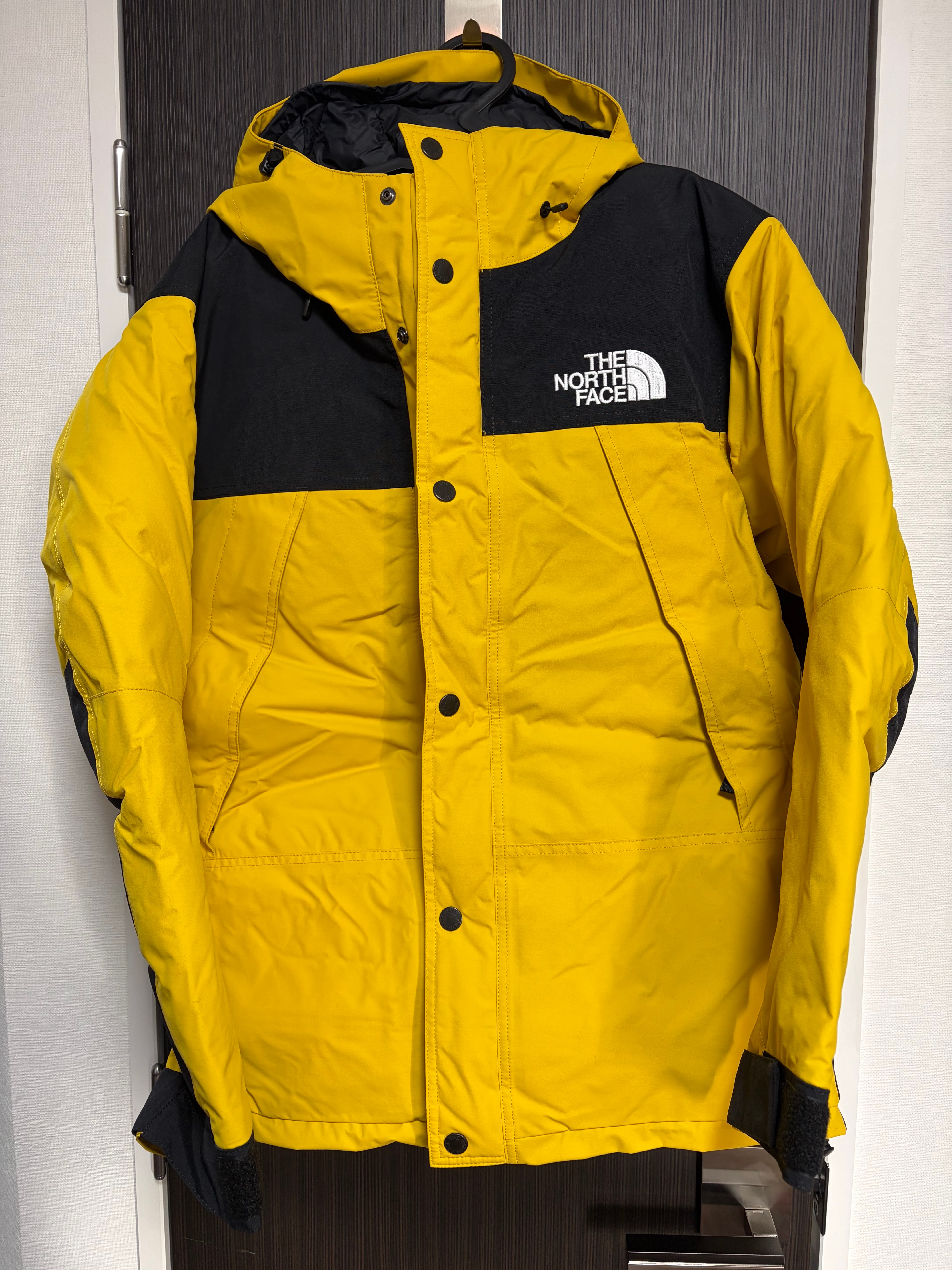 The North Face Mountain Down Jacket "Yellow"