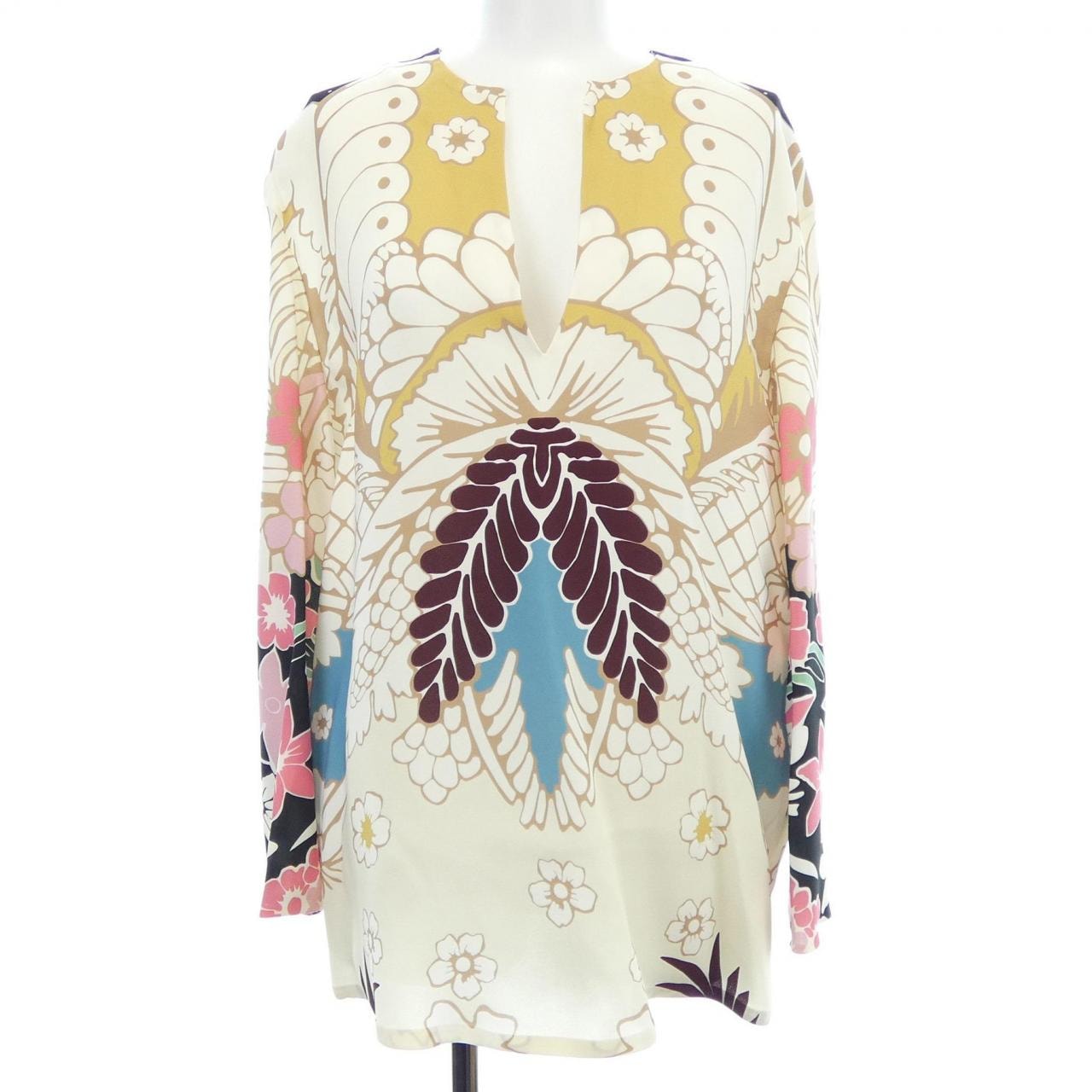 ヴァレンティノ VALENTINO VB3AE5M667V トップス