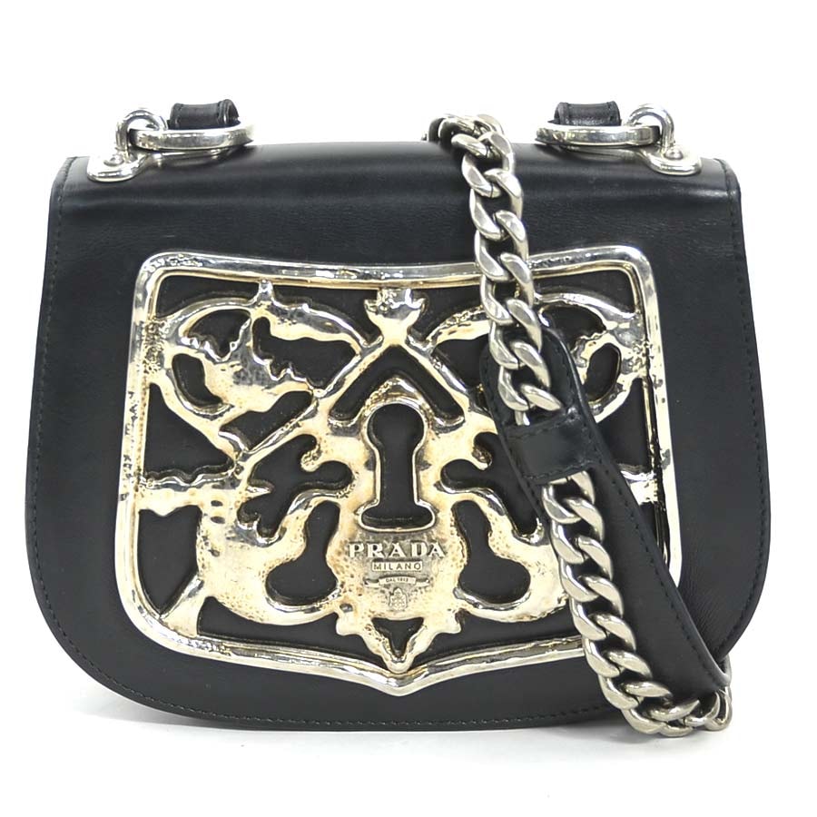 プラダ PRADA ショルダーバッグ レザー/メタル ブラック シルバー レディース 1BH071【中古】 90049a