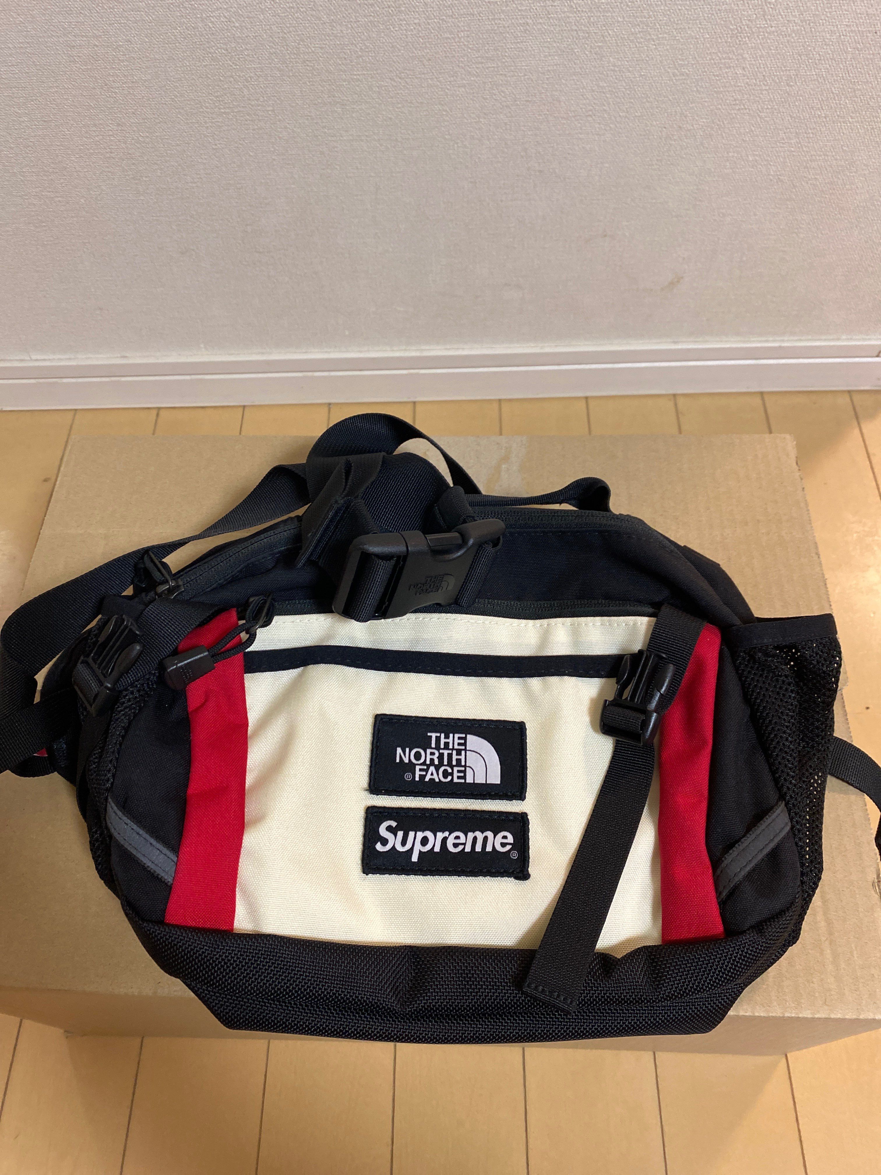 Supreme x The North Face Waist Bag 