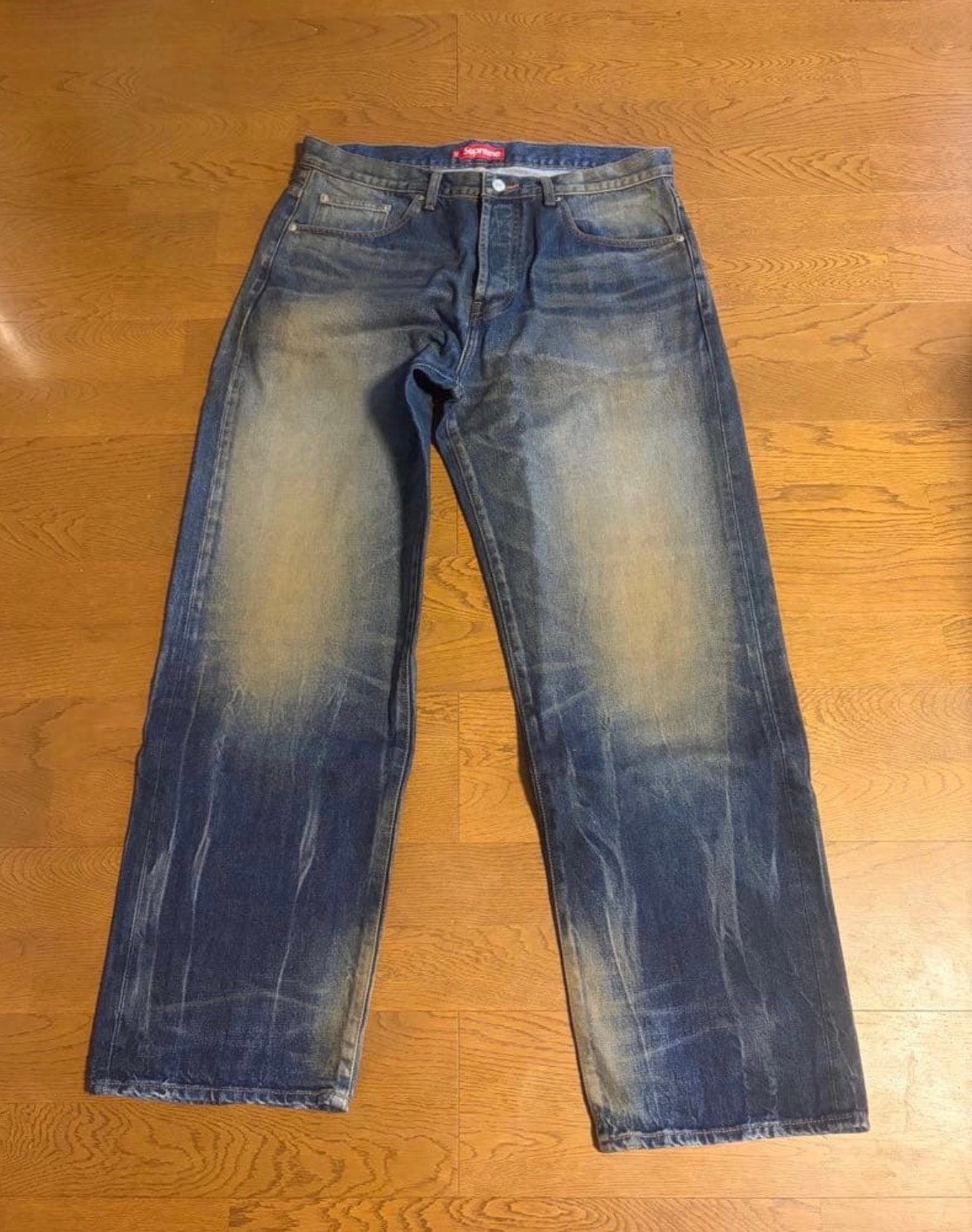 Supreme Distressed Loose Fit Selvedge Jean "Washed Indigo" (26FW)