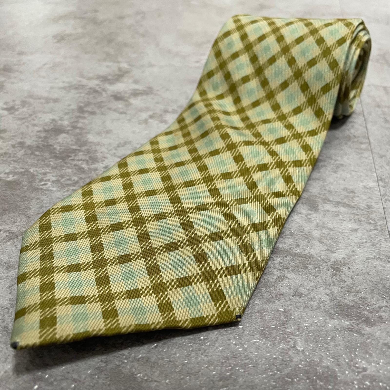 【BURBERRY】バーバリー 格子柄 チェック柄 幾何学模様 ネクタイ ライトグリーン オリーブ シルク100% 日本製 メンズ ビジネス フォーマル