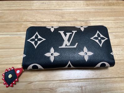 Louis Vuitton Bi-Color Monogram Amplant Zippy Wallet "Black/Beige"