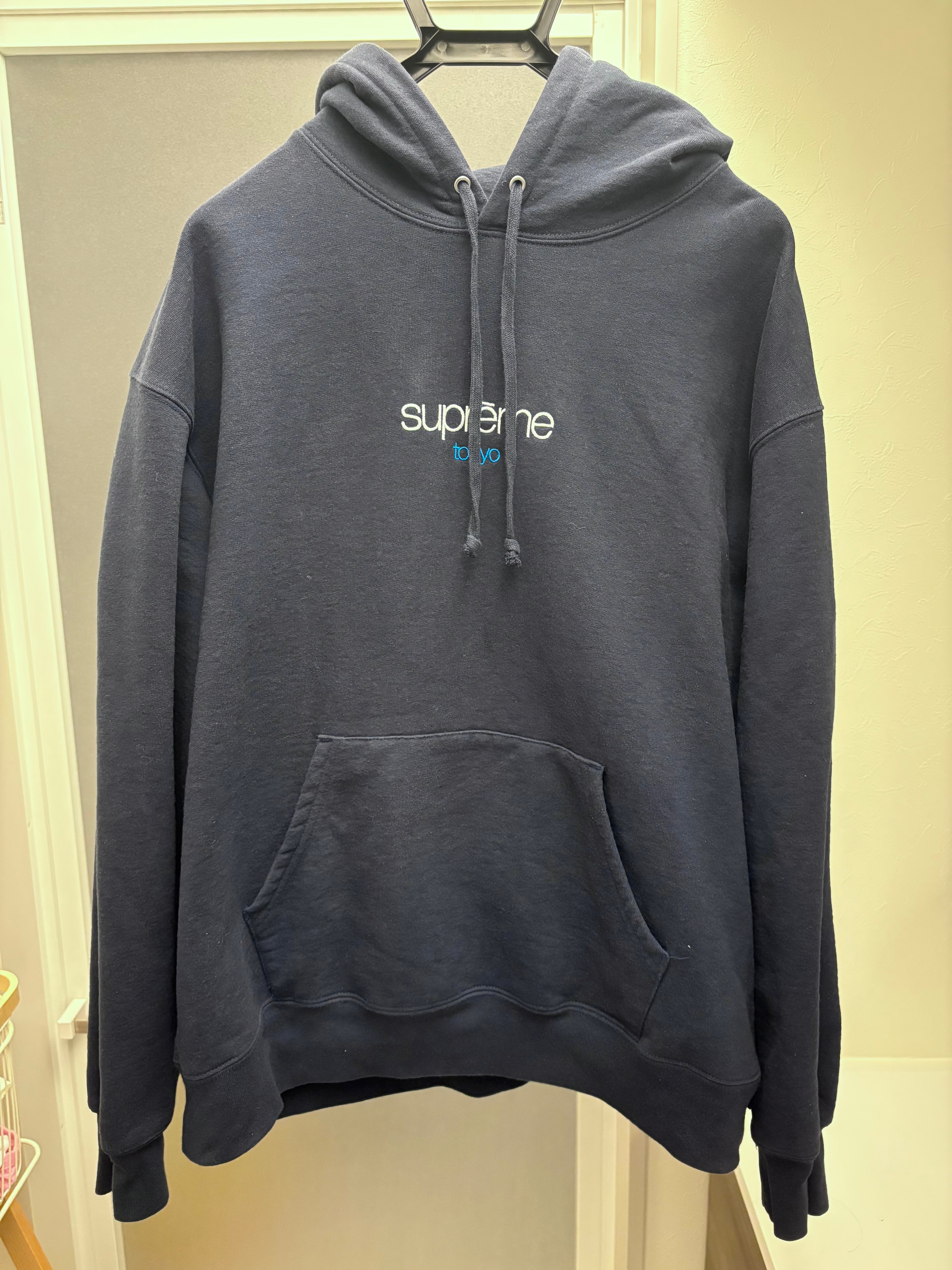 Supreme Classic Logo Shop Hooded Sweatshirt (Tokyo) "Navy"
