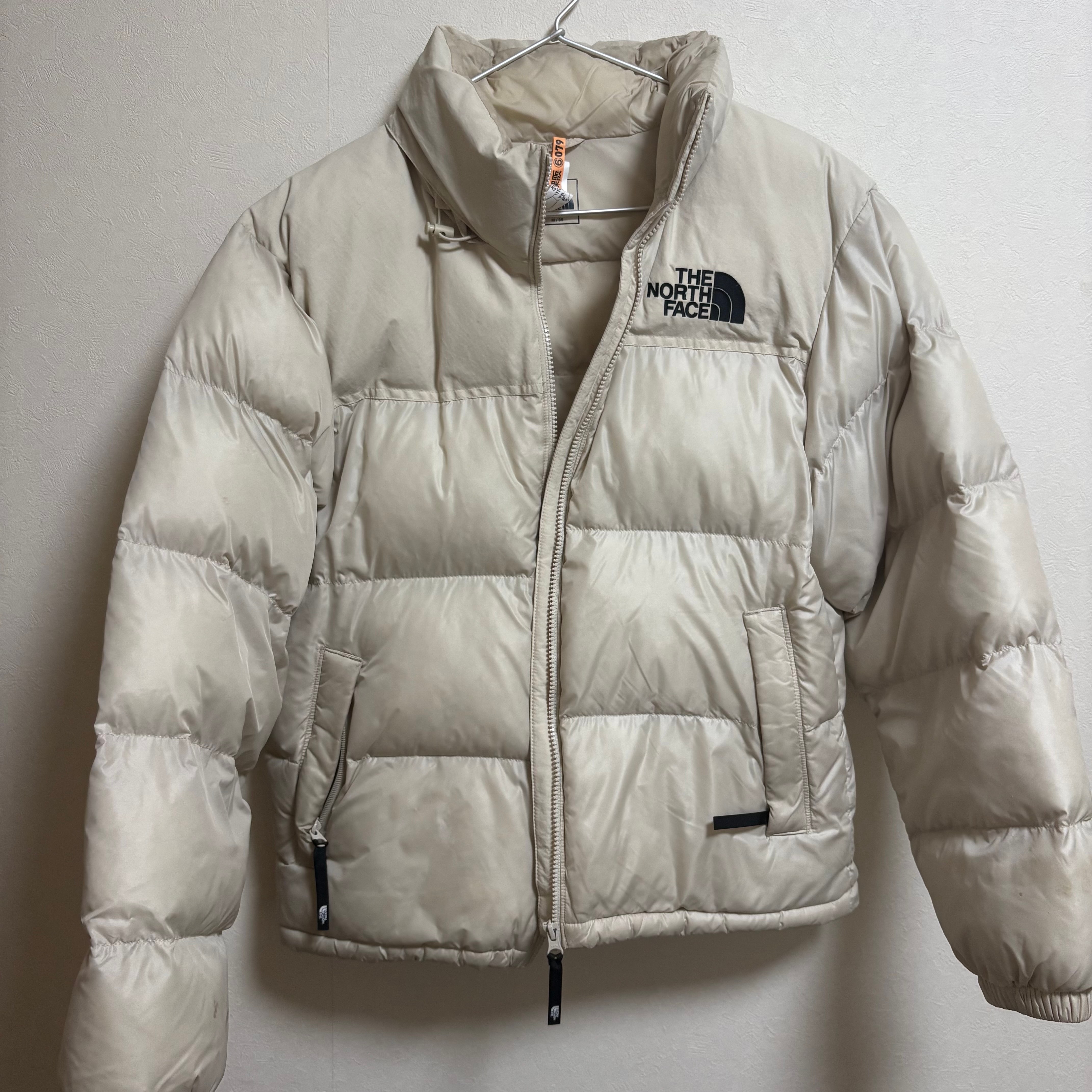 The North Face Nuptse On Ball Jacket (W) "Ivory"
