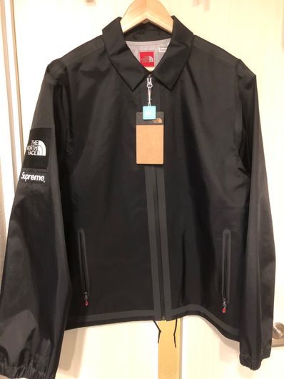 Supreme x The North Face Summit Series Outer Tape Seam Coaches Jacket "Black"