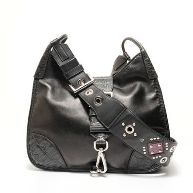 プラダ PRADA スタッズ レザー ショルダーバッグ【中古】