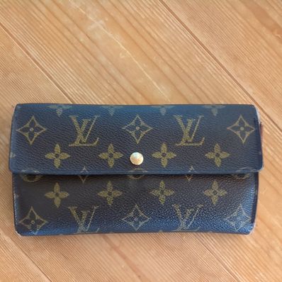Louis Vuitton Sarah Wallet Monogram