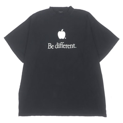 美品 バレンシアガ
半袖Tシャツ Be different ブラック メンズ 5 712398