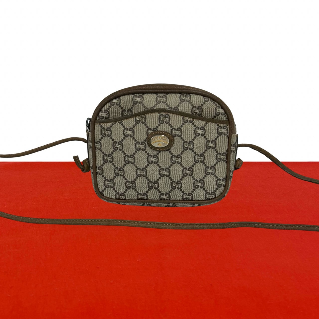 GUCCI グッチ グッチプラス ロゴ 金具  レザー PVC ショルダーバッグ ブラウン
 50256