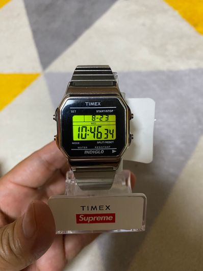 Supreme / Timex® Digital Watch "Silver"