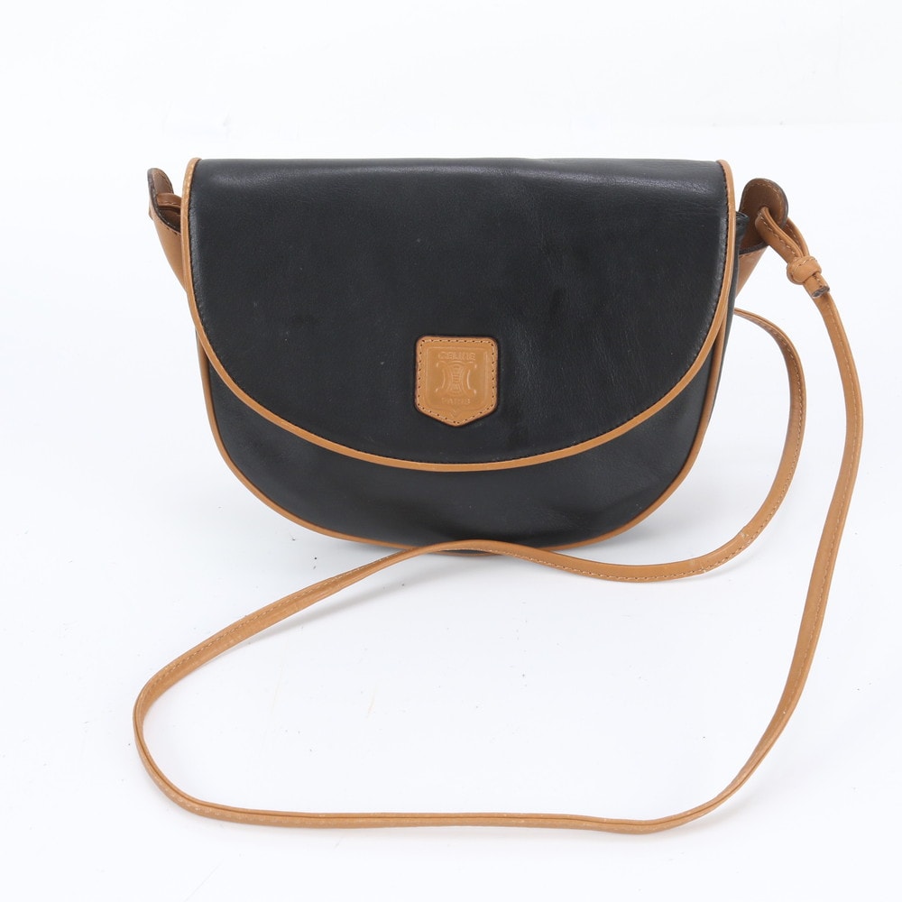 ■美品 セリーヌ トリオンフショルダーバッグ レザー