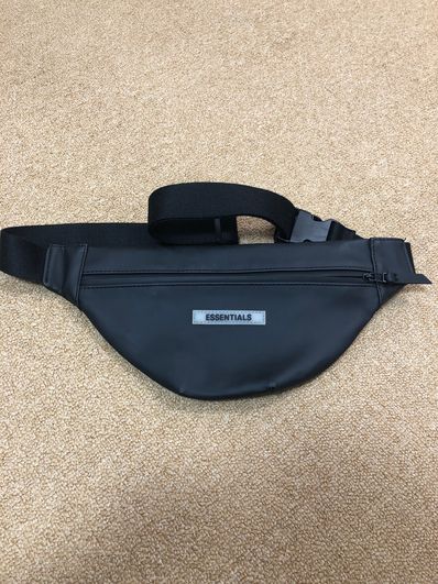 FEAR OF GOD ESSENTIALS Waterproof Sling Bag "Black"