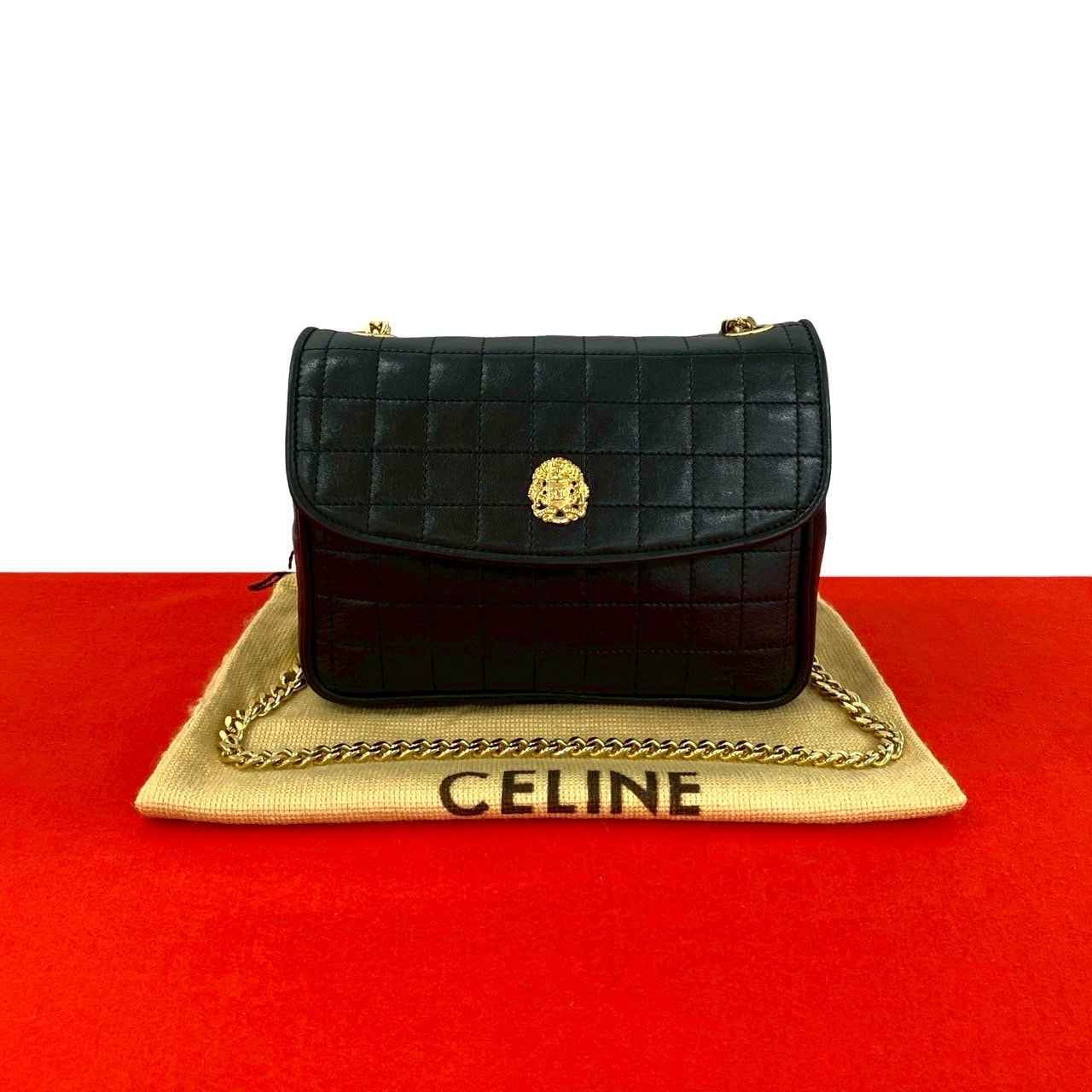 CELINE セリーヌ トリオンフ ロゴ 金具 キルティング レザー ショルダーバッグ ブラック
 19574