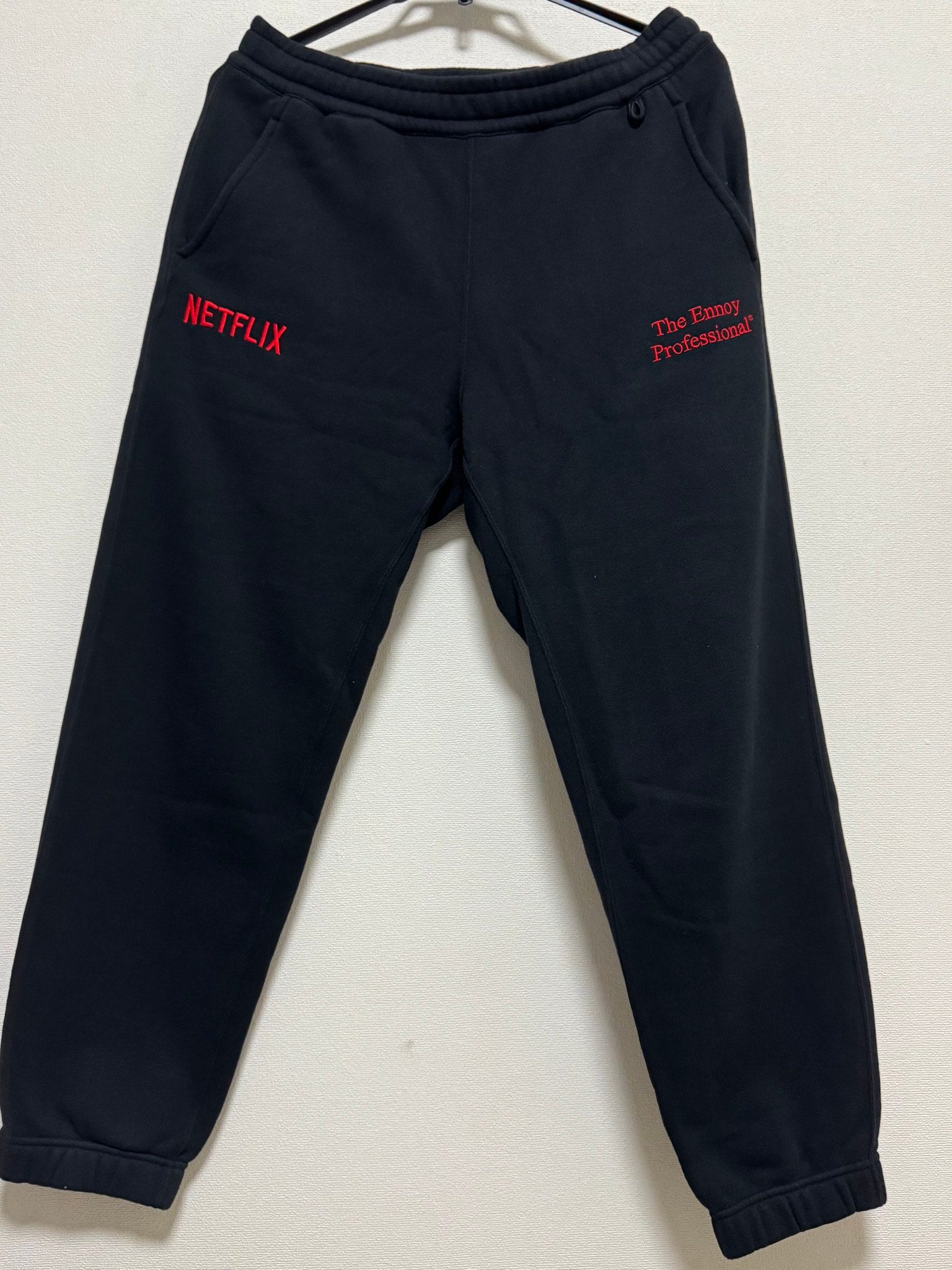 ENNOY Stylistshibutsu x Netflix 23AW Pants "Black/Netflix Red"