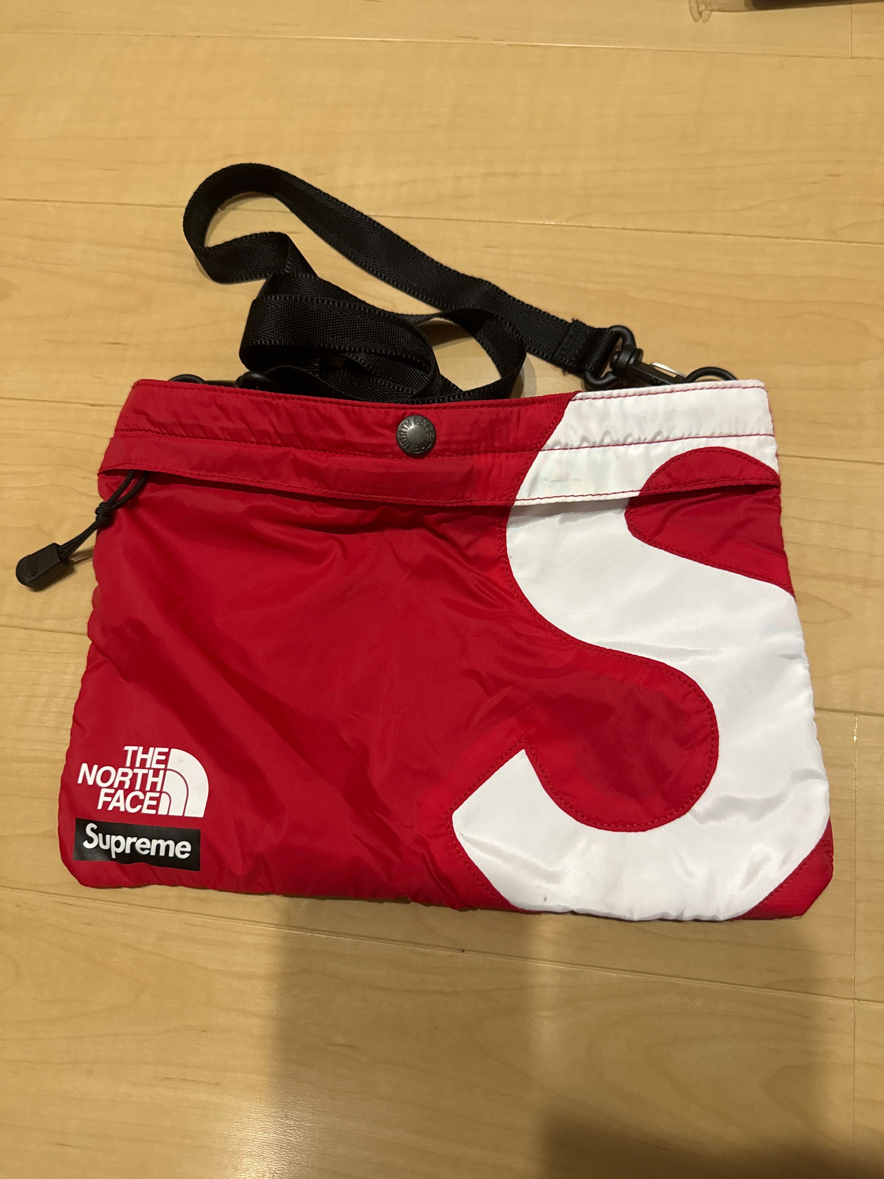Supreme x The North Face S Logo Shoulder Bag "Red"