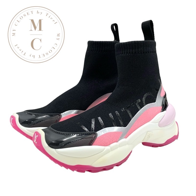 ルイヴィトン LOUIS VUITTON ラン55ライン スニーカー 靴 シューズ ファブリック ラバー ブラック ピンク ソックススニーカー ロゴ ニット