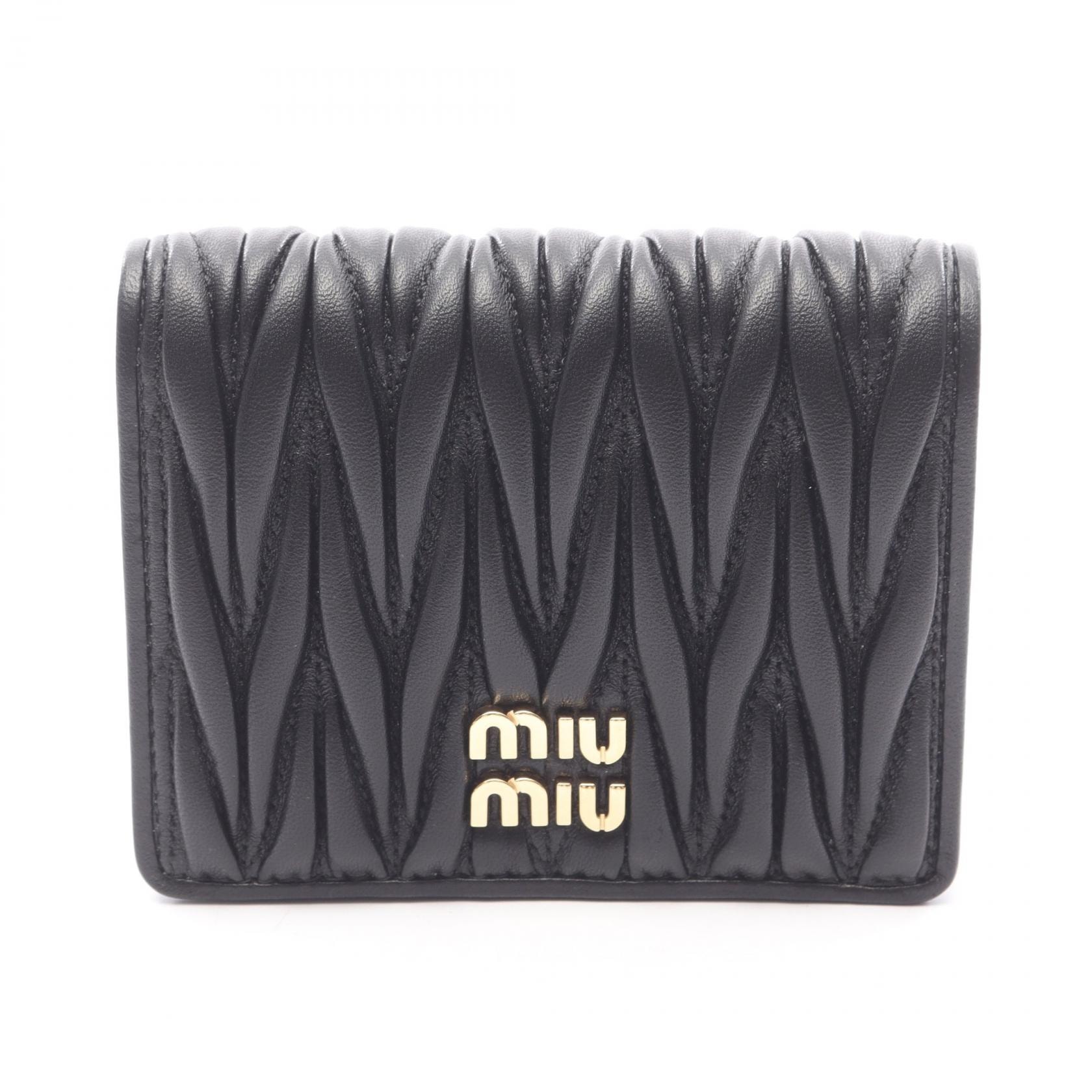 ミュウ ミュウ Miu Miu MATELASSE'MIU 二つ折り財布 財布 レザー レディース ブラック系 5MV204AFPPF0002 【新品】