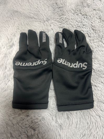 Supreme WINDSTOPPER Gloves "Black"