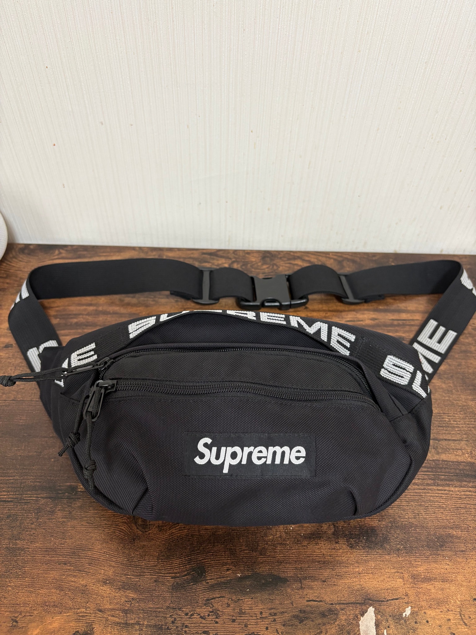 Supreme 18SS Waist Bag 