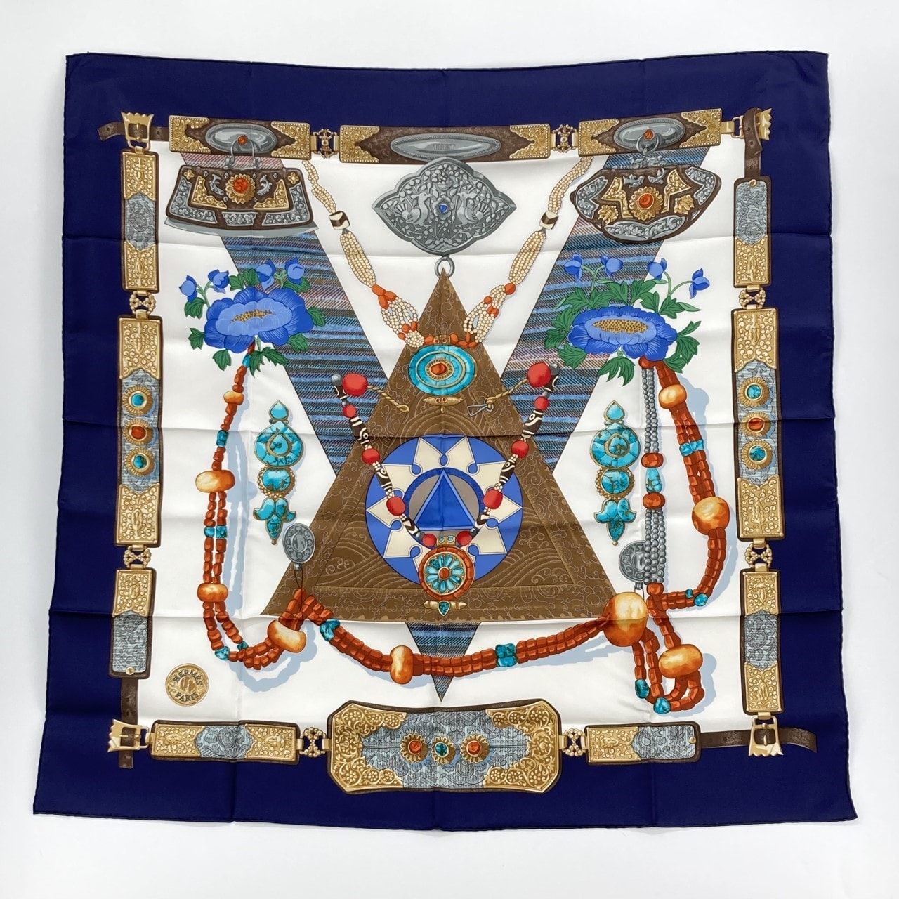HERMES(エルメス) Tibet チベット カレ90 シルク スカーフ ホワイト×ネイビー