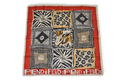 フェンディ スカーフ FENDI シルクツイル ヴィンテージ FF/ハンカチモチーフ レッド/ベージュ【中古】