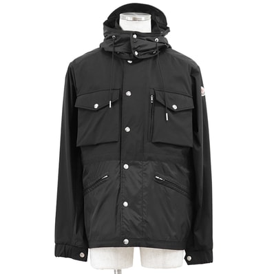 【美品】MONCLER モンクレール マウンテンパーカ サイズ 3 メンズ SIENNE GUIBOTTO ナイロンシェル ロゴ パッチ ジップアップ フーディー ブルゾン アウター ブラック 黒 ルーマニア製