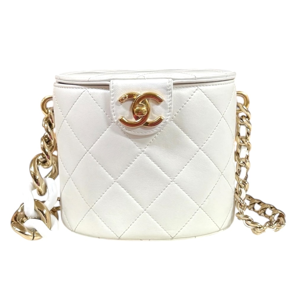 シャネル バニティバッグ マトラッセ ショルダーバッグ レザー ホワイト レディース CHANEL 中古