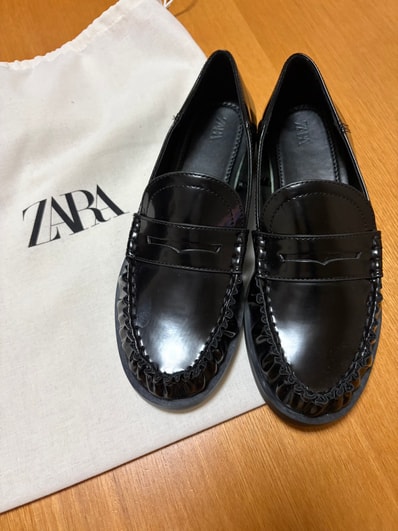 ZARA 黒ローファー 未使用品!