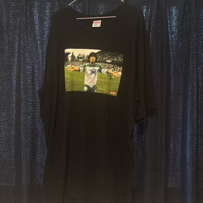Supreme Maradona Tee "Black"