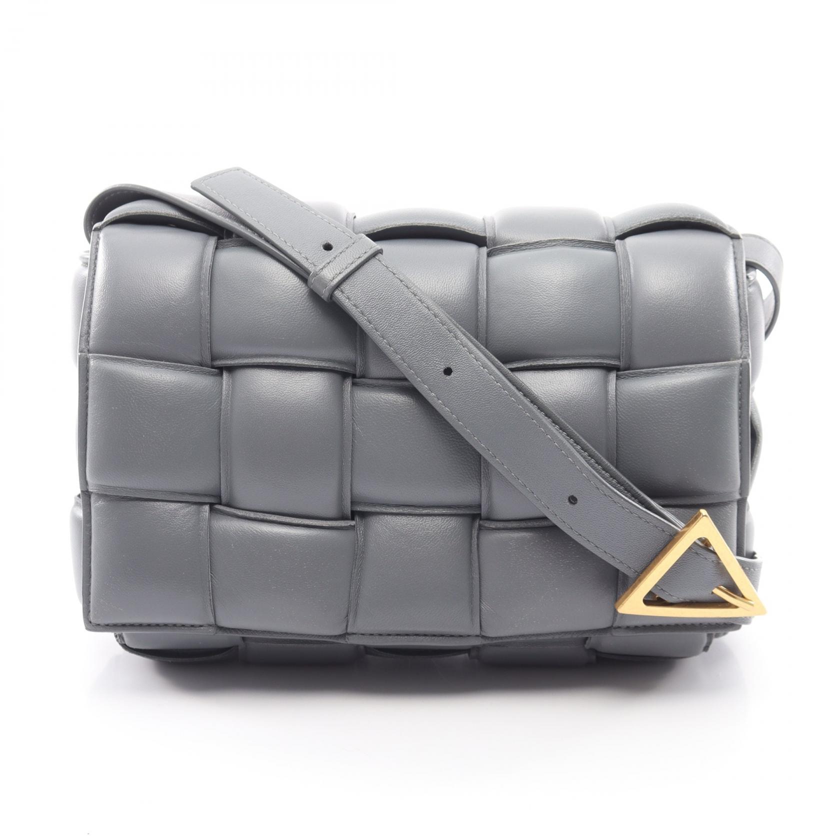 ボッテガヴェネタ BOTTEGA VENETA パデット カセット イントレチャート ショルダーバッグ バッグ レザー レディース グレー系 591970 【中古】