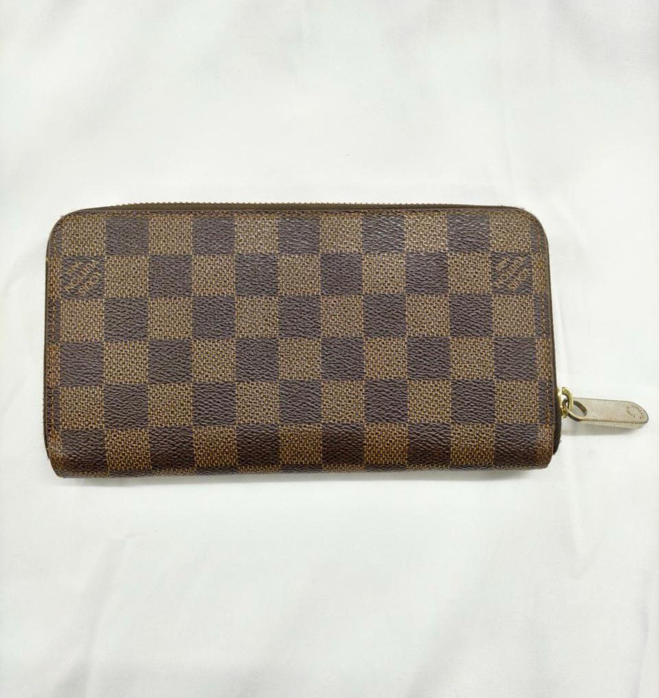 Louis Vuitton Zippy Wallet Damier Ebene